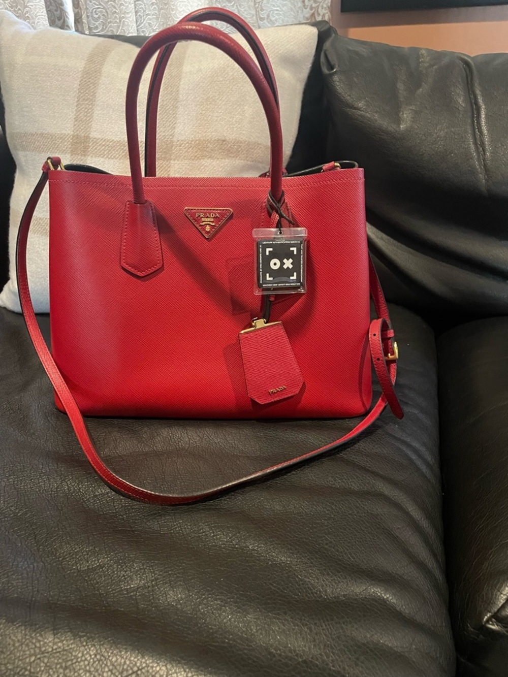 Prada  double medium Red Saffiano Leather bag with Adjustable Strap - Picture 4 of 8